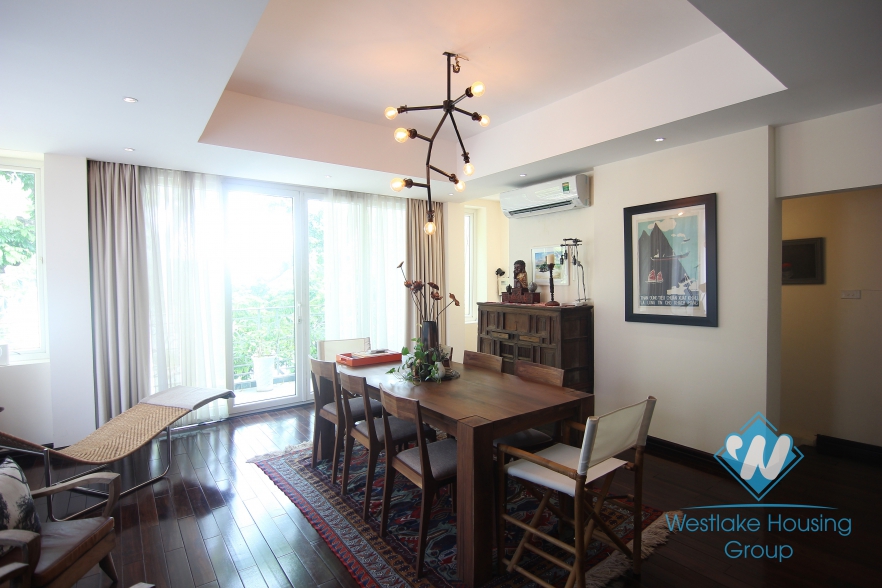 02 bedrooms apartment with nice balcony for rent in Hoan Kiem district